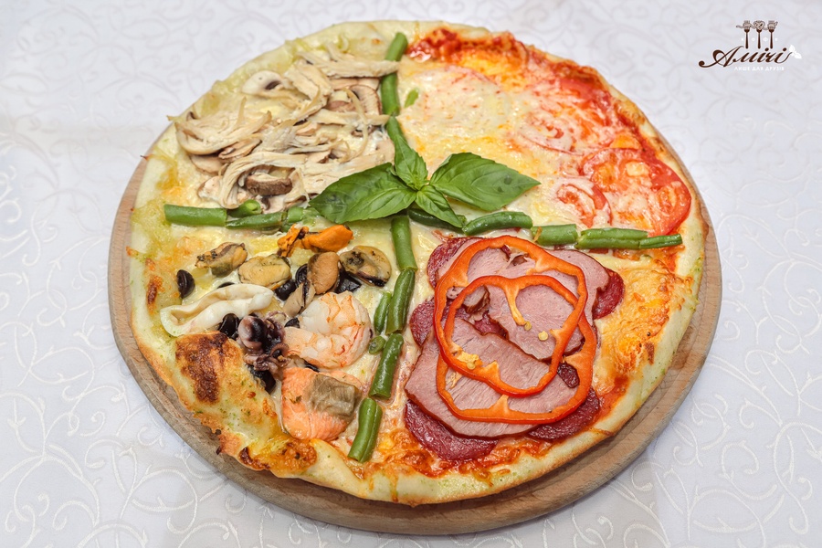 Купить Пицца "Четыре сезона" в кафе Амічі Миргород від 340 грн