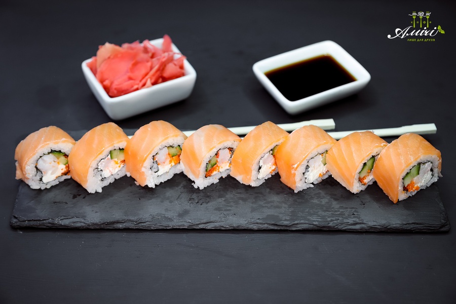 Roll with low salty salmon