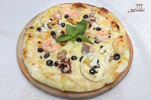 Купити Піца "Фра Діабло" в кафе Амичи Миргород от 215 грн