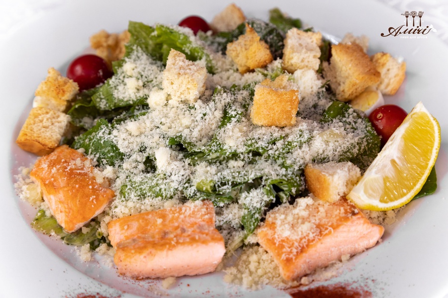 Salad a-la Caesar with salmon, 250 g