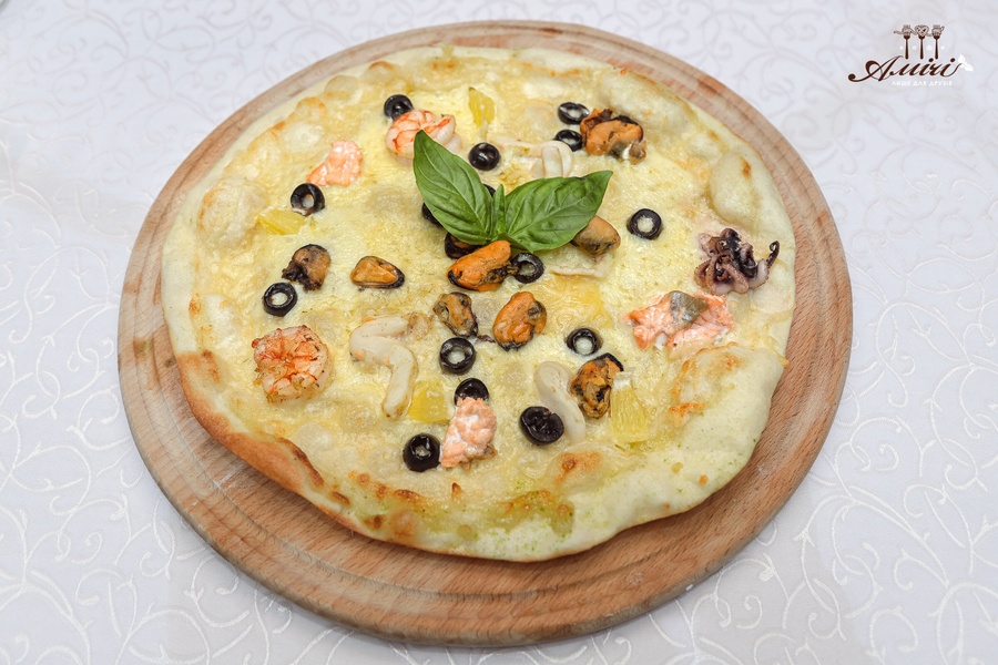 Купити Піца "Фра Діабло" в кафе Амичи Миргород от 200 грн