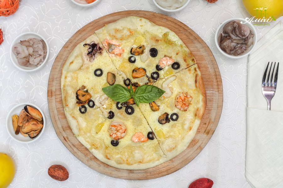 Купити Піца "Фра Діабло" в кафе Амичи Миргород от 175 грн